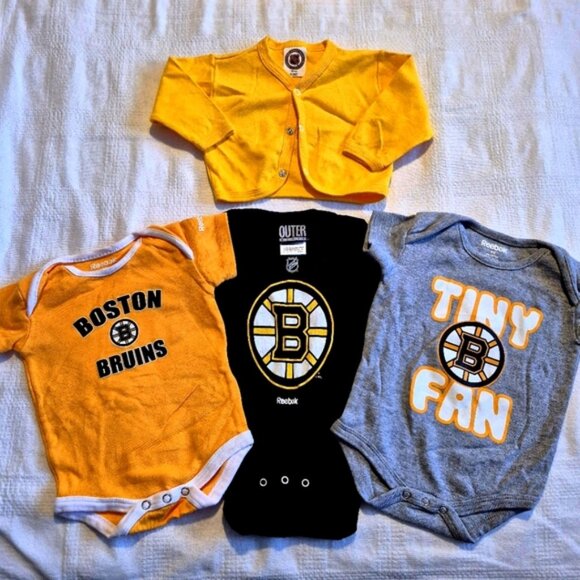 Boston Bruins baby bodysuit bundle 0-3 month, long sleeve top 6m VGUC - Picture 1 of 11
